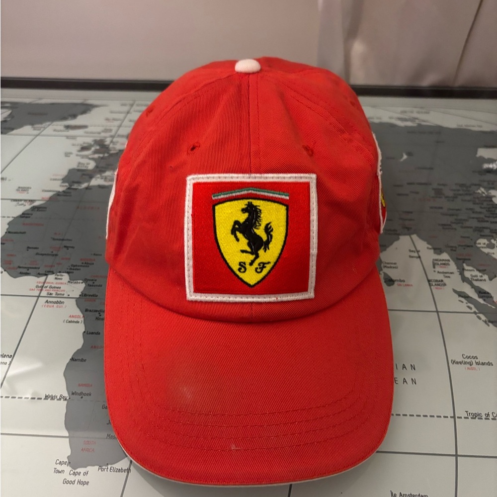 Vintage ferrari F1 racing hat